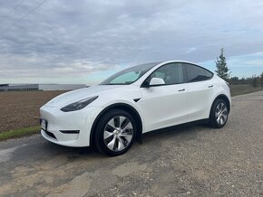 Tesla model Y long range - 6