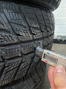 215/70 R16 100H nokian - 6