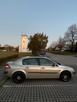 Renault Megane 2 sedan - 6