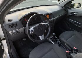 Opel Astra H - 6