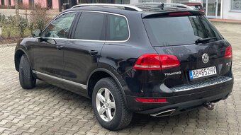 Volskwagen Touareg 3,0 - 6