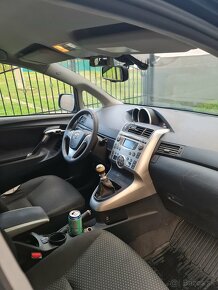 Toyota Verso 2.0 D4D 93kW 7-miestne - 6