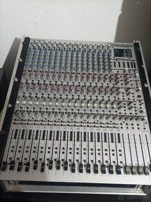 Mix pult s rackom - 6