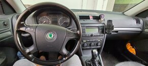 Skoda octavia 2 2.0tdi - 6