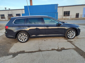 Volkswagen Passat B8 Variant 2.0 TDI EVO DSG ACC LANE 2020 - 6