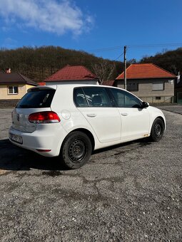 Volkswagen Golf VI 1.6 tdi - 6