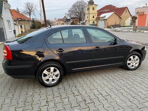 ŠKODA OCTAVIA II 1.9 TDI 77KW ELEGANCE - 6