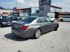 BMW Rad 7 730d  X DRIVE - 6