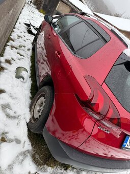 Peugeot 2008 r. 2018 - búrané - 6