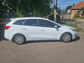 Kia ceed SW combi 1.6benzin rok 2013 - 6