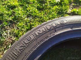 Predám zimné pneumatiky značky Kumho 215/55R18 hĺbka dezénu - 6