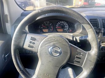 Nissan Navara D40 2.5D 128kW automat - 6