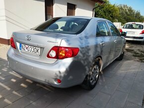 Toyota Corolla 1,33 T  benzín, sedan - 6