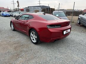 Chevrolet Camaro Coupe 2.0L A/T - 6