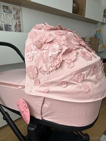 Vanička Cybex priam 4.0 simply flowers pink - 6