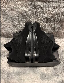 Jordan 4 Black Cat - 6