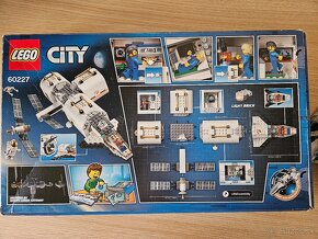 Lego City - Vesmirna stanica - 6