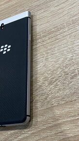 Black Berry Keyone - 6