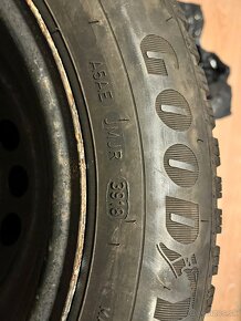 4x Zimne pneumatiky s diskami Goodyear Ultragrip9 195/65/R15 - 6