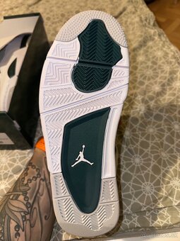 jordan 4 - 6