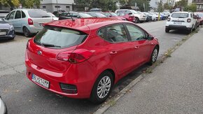 Kia Ceed 1.4 benzín M6 2016 32k km - 6