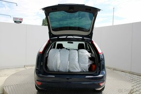 FORD Focus 1,6i 74 kW - 6