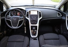 OPEL ASTRA 2.0 TDi - 6