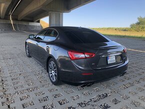 Maserati Ghibli SQ4 V6 benzín 410PS - 6