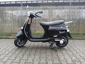 Piaggio Vespa ET4 125 - 6