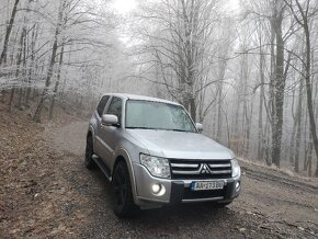 Mitsubishi Pajero 3.2 DiD 147KW AT/5 4x4 Uzávierka 2011 - 6