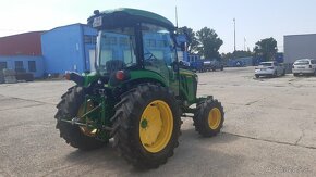 Traktor John Deere 4066R - 6