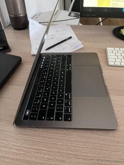 Macbook PRO 13'' i5 2018 TouchBar Space Grey - 6