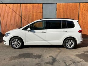 VOLKSWAGEN TOURAN 2,0TDi 150k DSG 7míst - 6