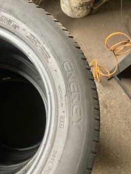 Letné pneu 205/60R16 viem aj prezuť - 6