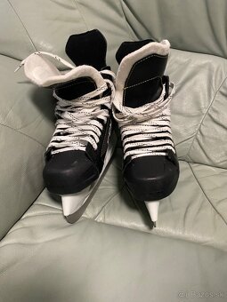 Hokejové korčule CCM Tacks 9040 - 6