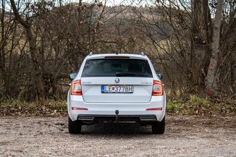 Škoda Octavia Combi 2.0 TDI Elegance - 6