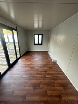 Obytný kontajner o rozměru 3x6m s francouz. dveřmi - 6