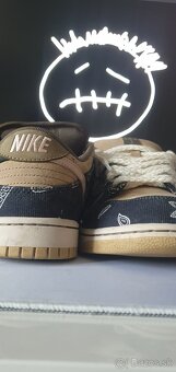 Nike SB Dunk Low x Travis Scot - 6