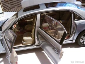 Maybach 62 Auto Art 1:18 - 6