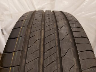 Nové, špičkové letné pneu GoodYear - 215/55 r18 - 6