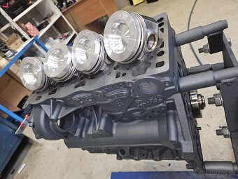 MOTOR CXF 2,0 TDI VW T6 - 6