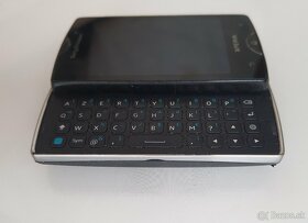 Sony Ericsson SK17i - 6