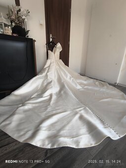 Pronovias - 6