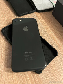 Iphone 8 - 6