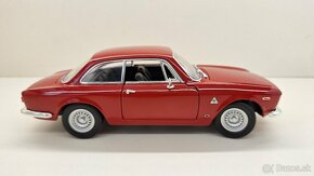 1:18 ALFA ROMEO GIULIA SPRINT GTA - 6