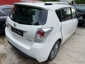 Rozpredám Toyota Verso 1.8 2ZR-FAE - 6