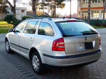 Škoda Octavia II Combi 1,9 TDi 4x4  , Elegance - 6