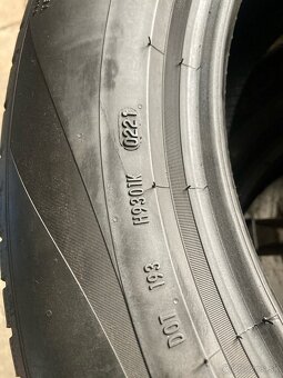 Letné pneu 2ks 235/55R18 viem aj prezuť - 6