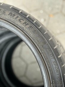 Michelin Pilot Sport 4 225/40/ZR18 92Y - 6