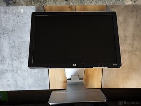 Predám monitor HP Pavilion w2207h - 6